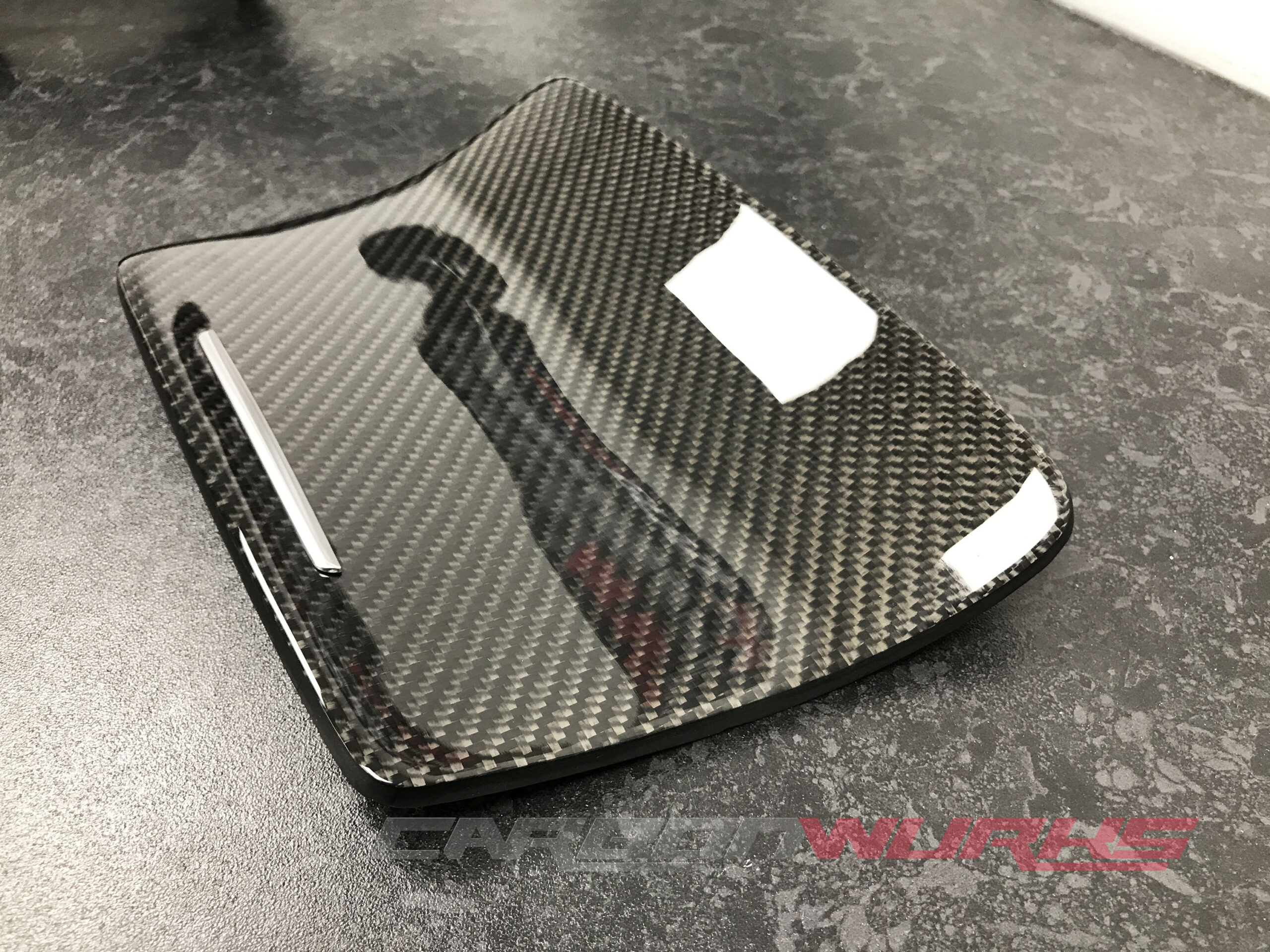 C63/C Class Carbon Fibre Centre Console - Clock Option 11
