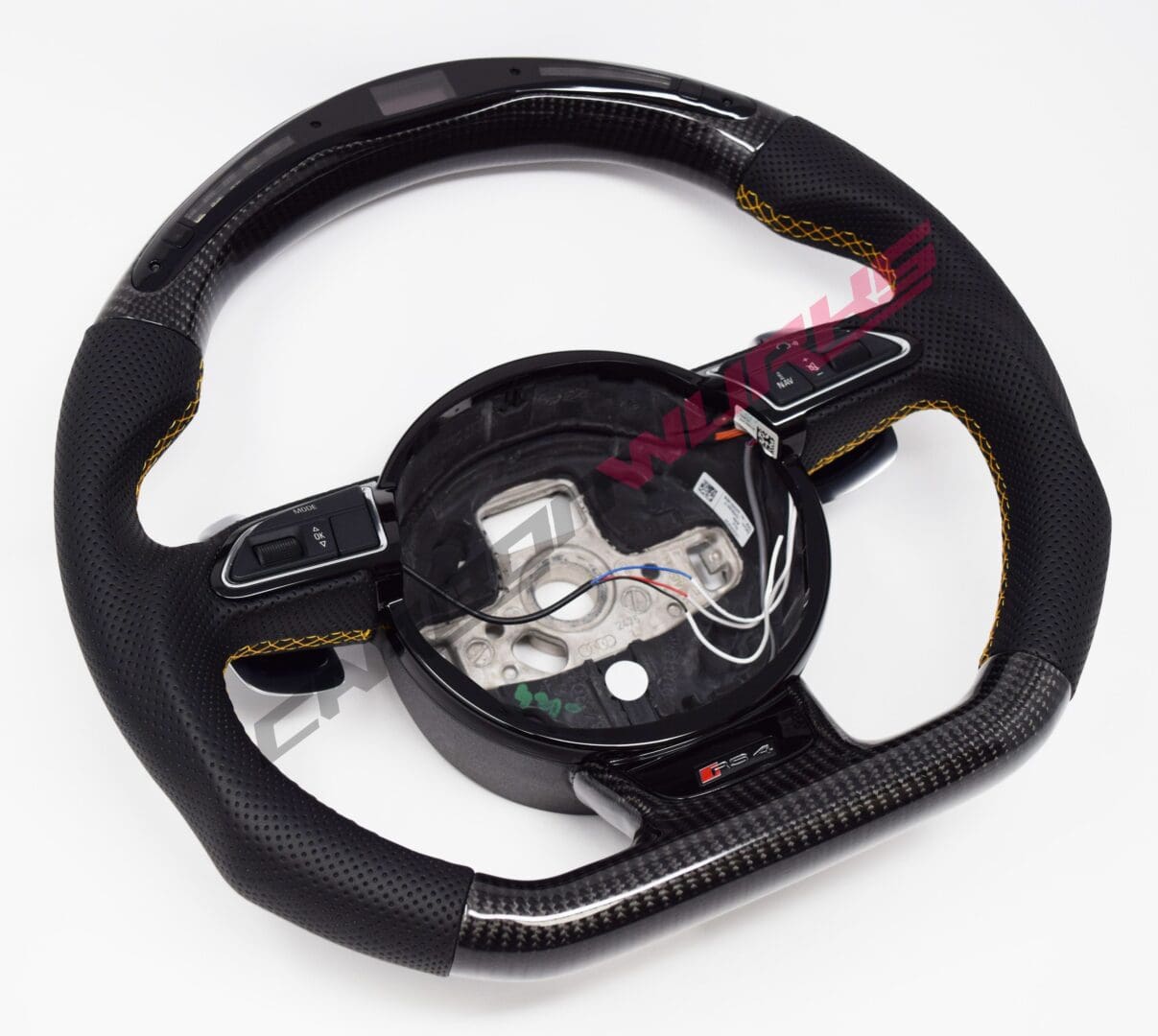 Audi RS4-6 Carbon WM Steering Wheel01