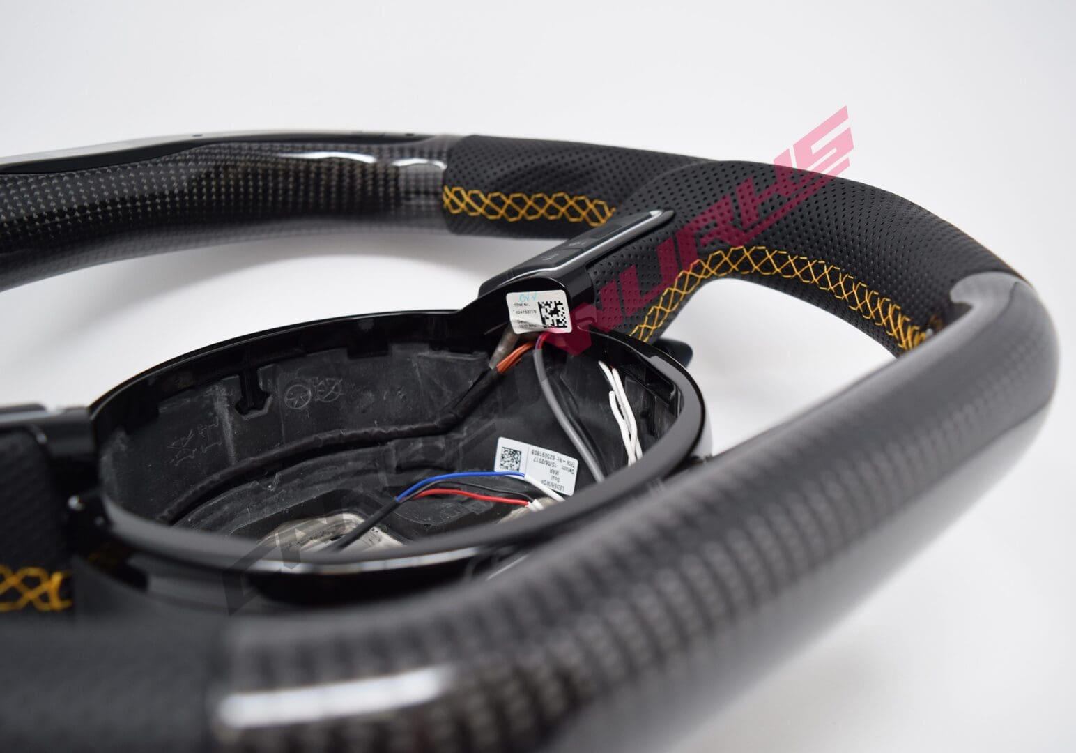 Audi RS4-6 Carbon WM Steering Wheel07