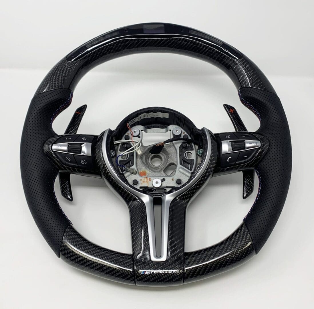 BMW Carbon Steering Wheel 2x2 Twill01