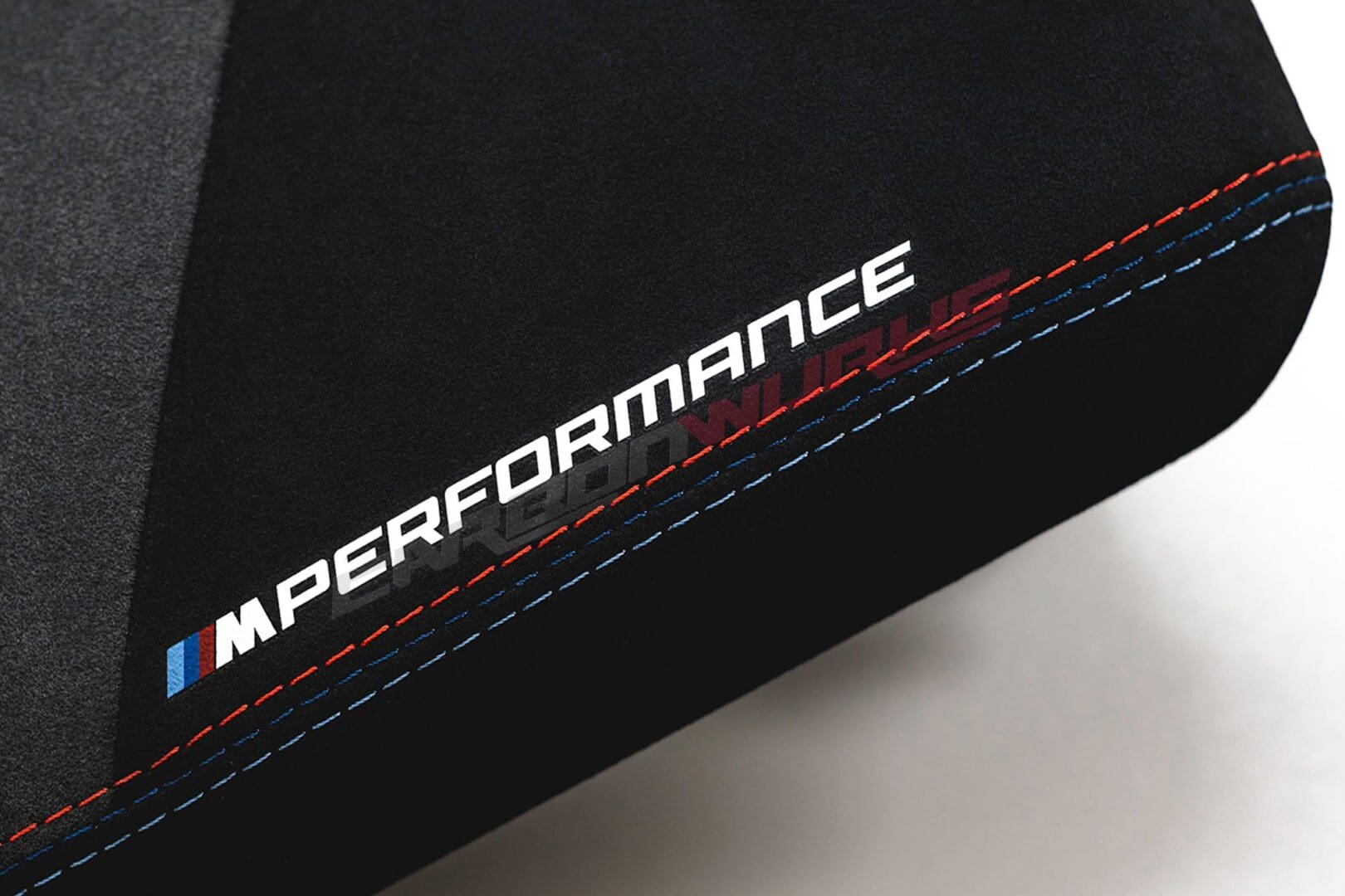 BMW_G82_Alcantara_Armrest4