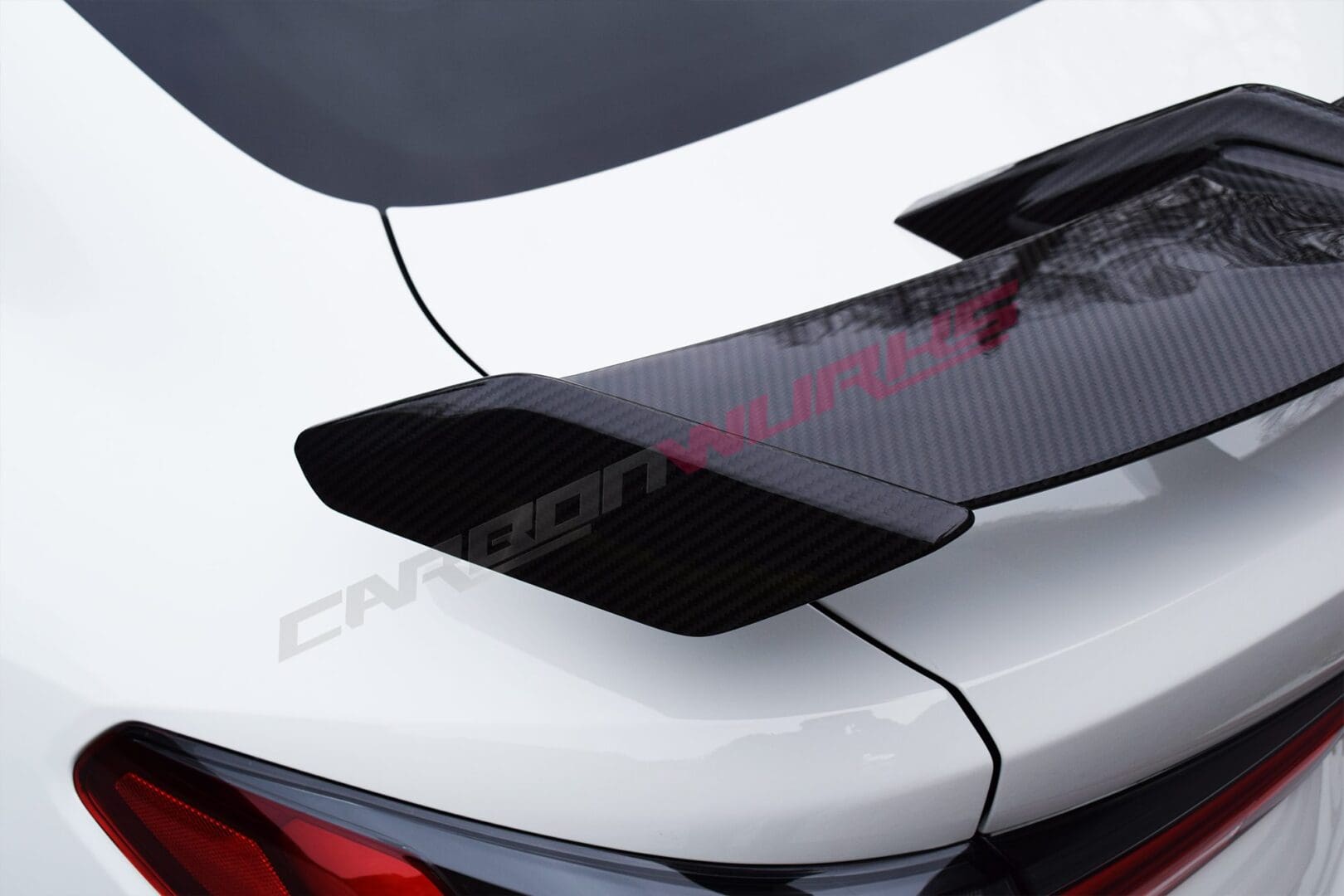 BMW_M4_M_Performance_Spoiler9