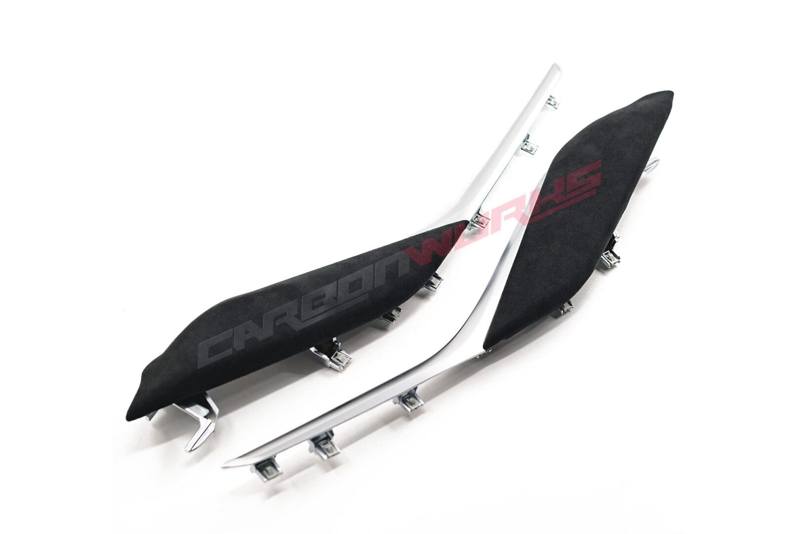 BMW_M-Performance_Alcantara_Knee_Pads1