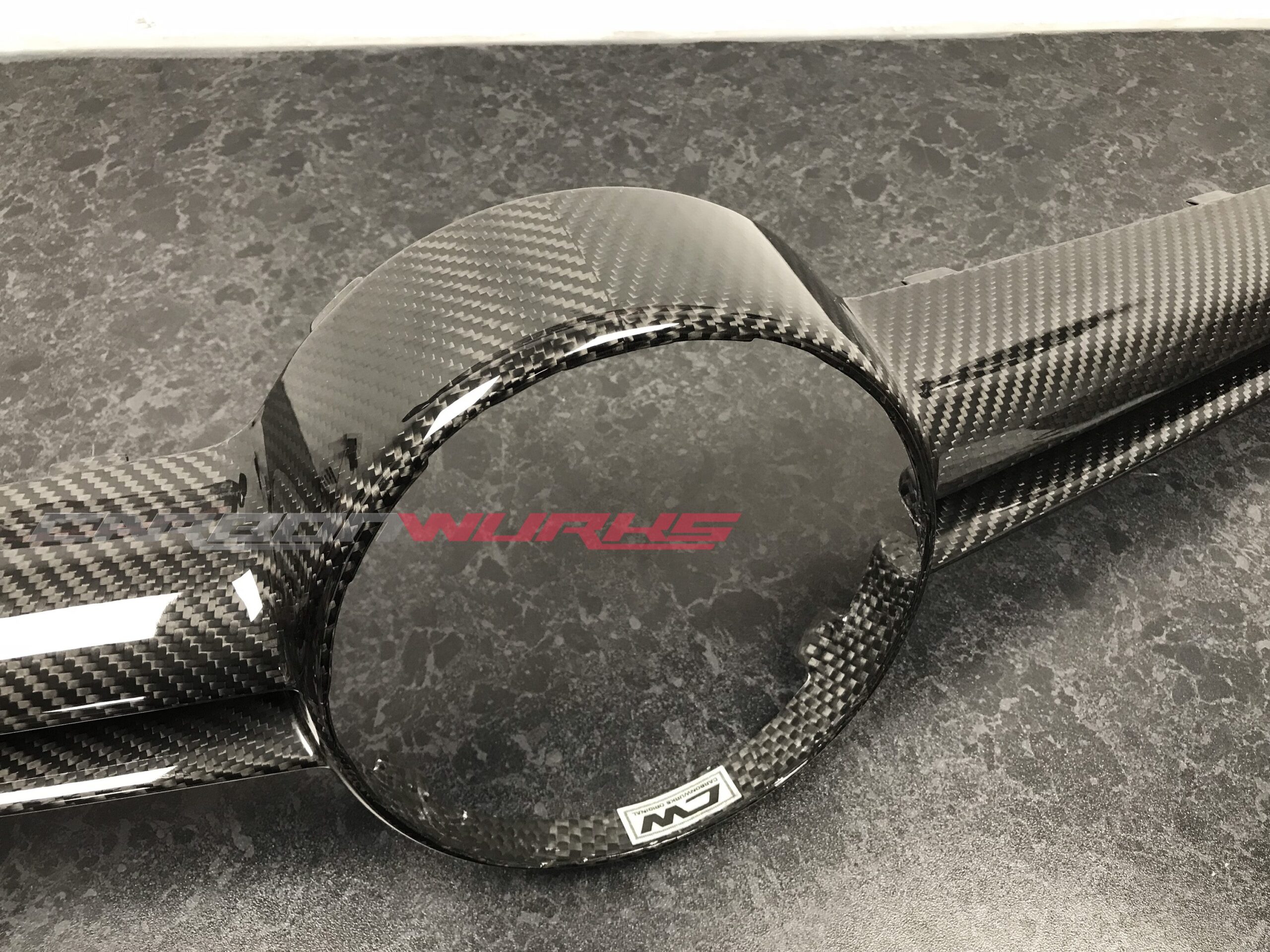 CLA45 Carbon Fibre Grille 9