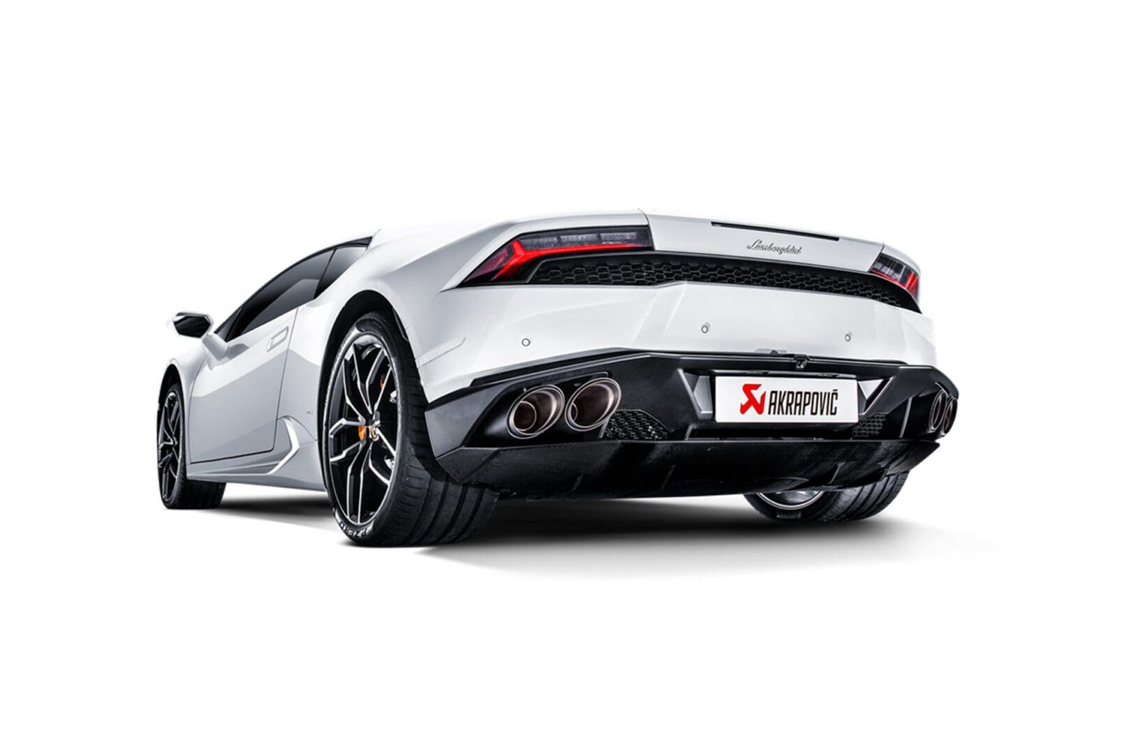 Carbonwurks_Akrapovic_Dorset_Lamborghini_Huracan-2