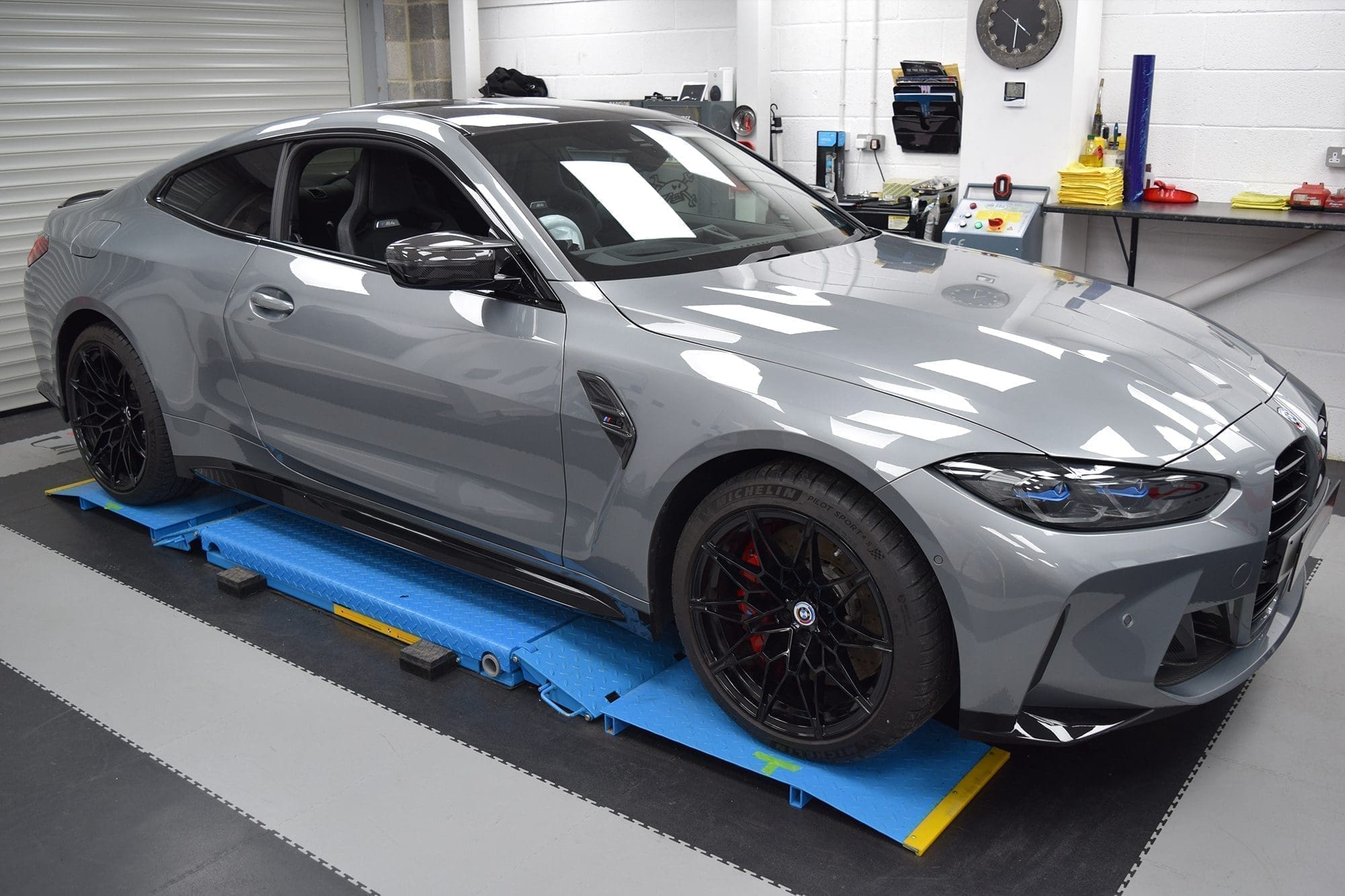 BMW M3 M4 G8X OEM Style Carbon Fibre Pack
