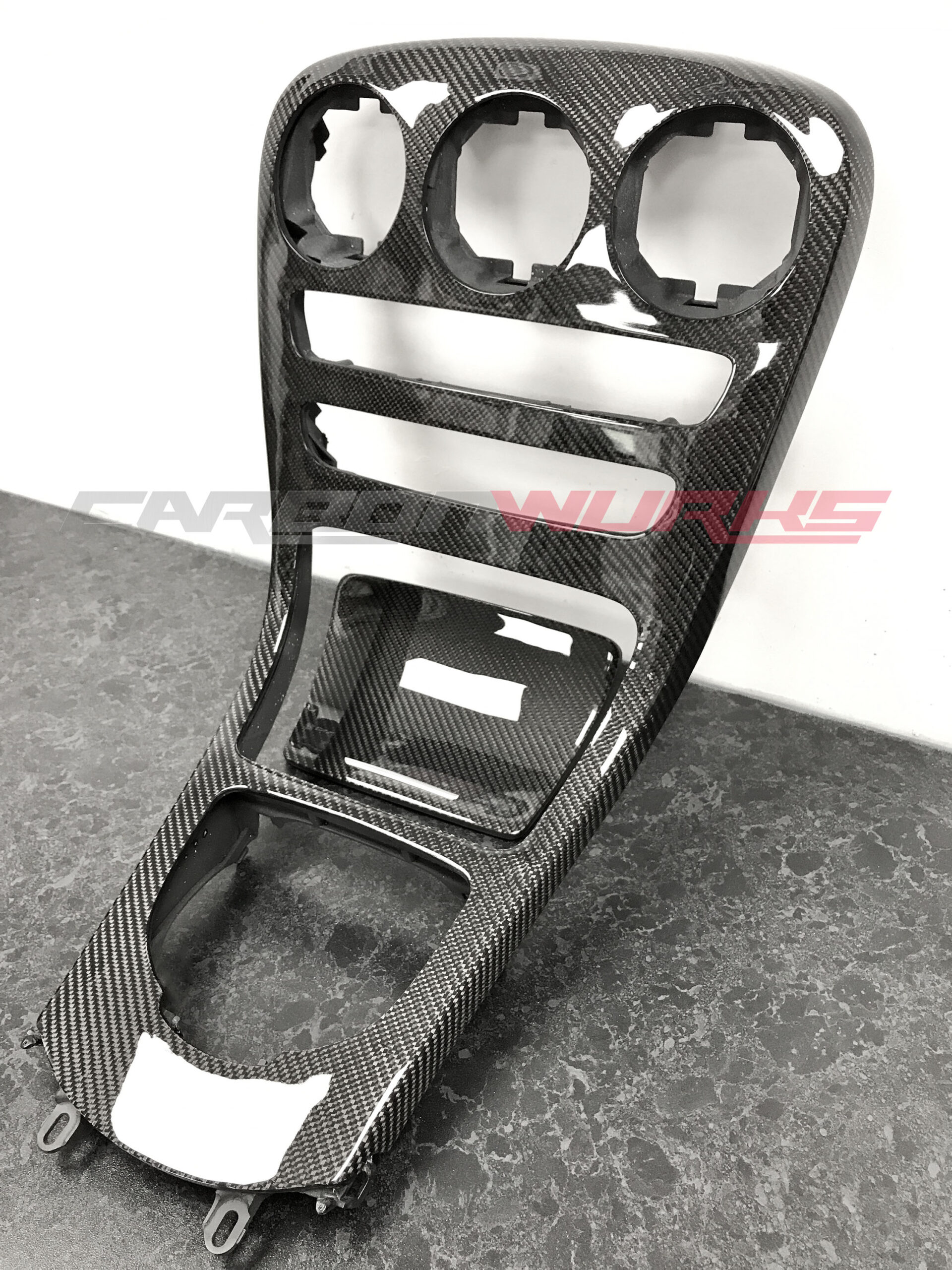 C63/C Class Carbon Fibre Centre Console - No Clock Option 6