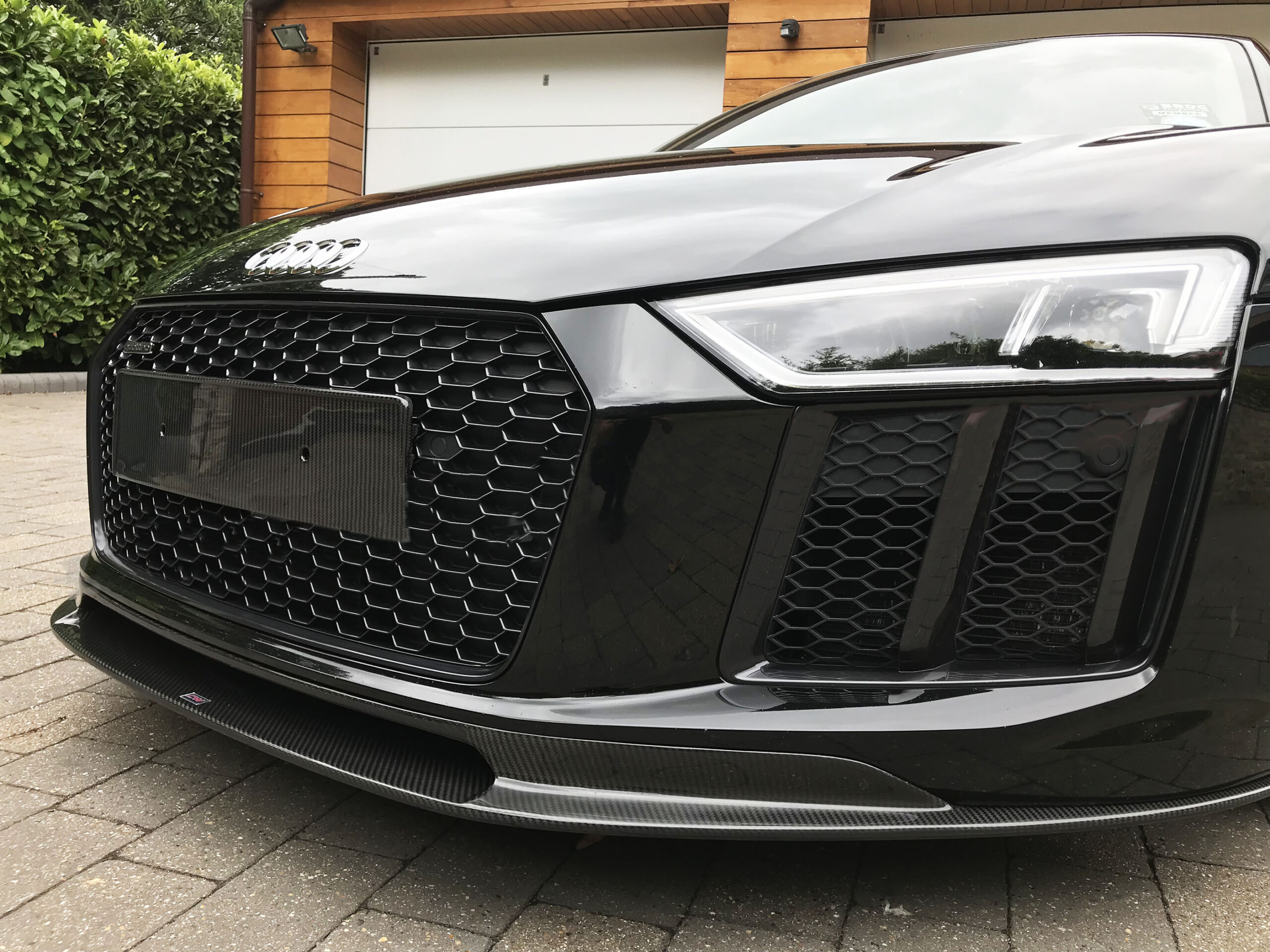 Audi R8 Carbon Fibre Number Plate Plinth Set