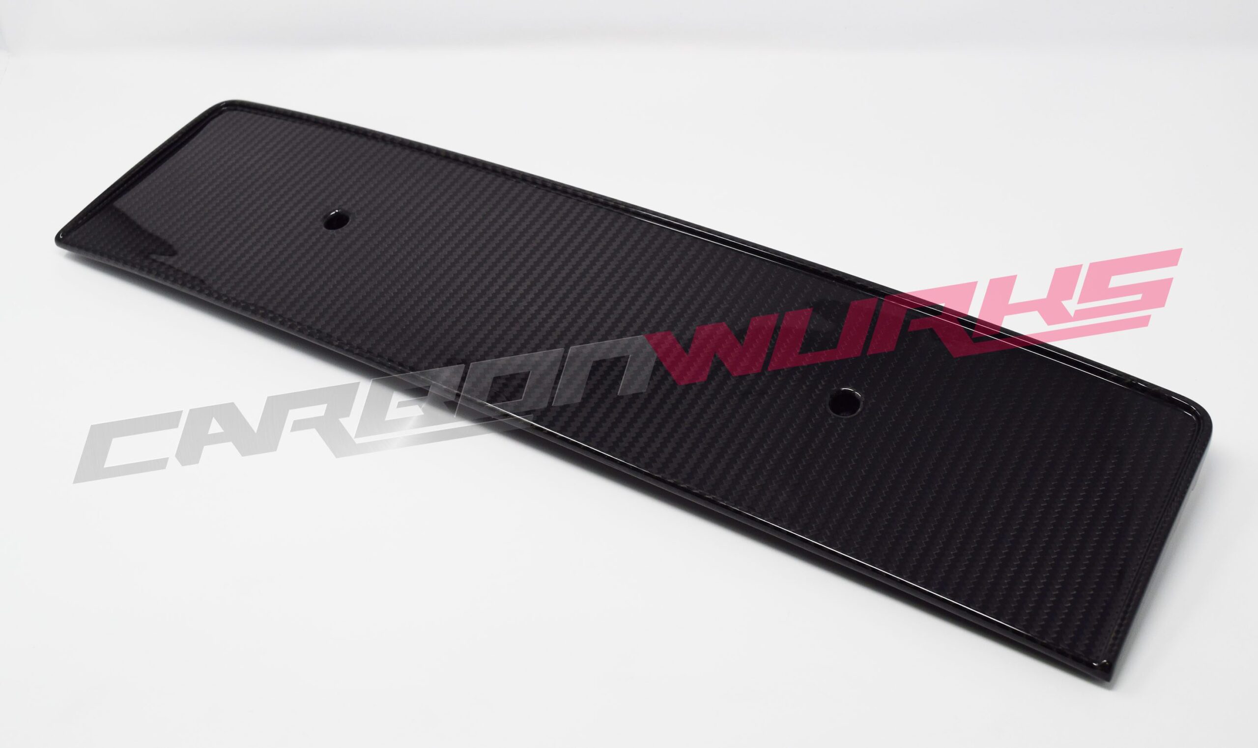 R8-Number-Plate-01