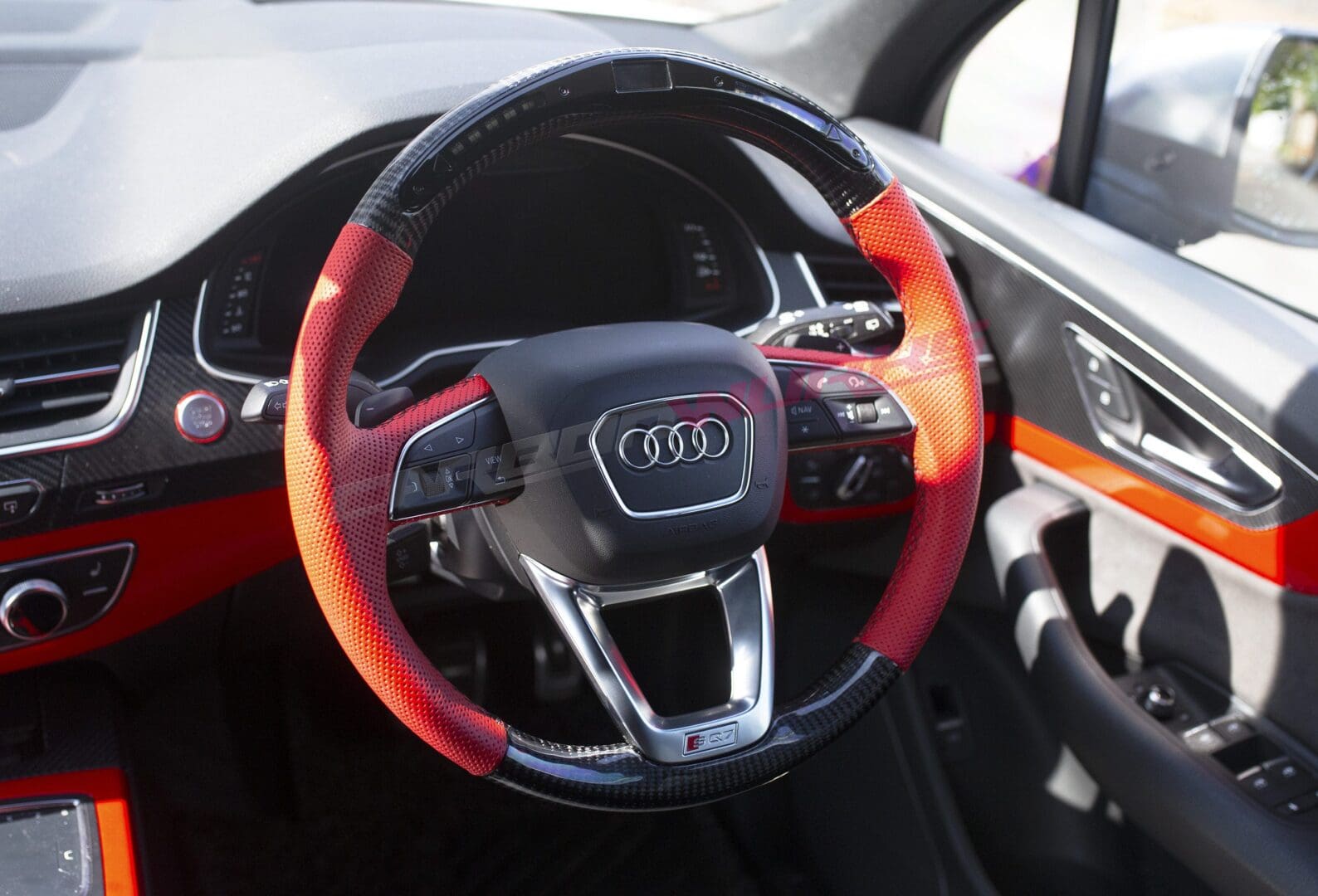 SQ7carbonsteeringwheel06