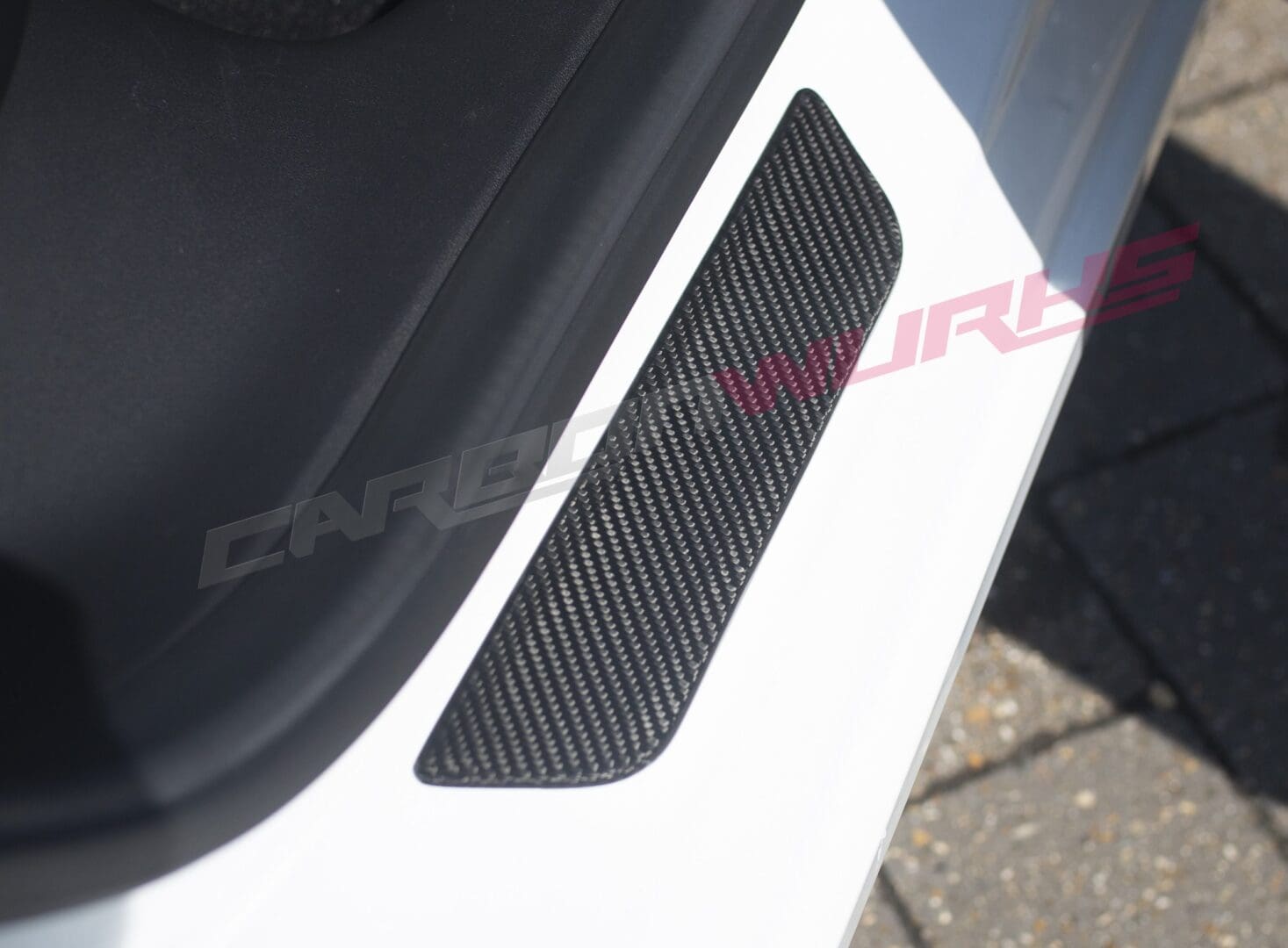 Tesla Door Sills 08 WM