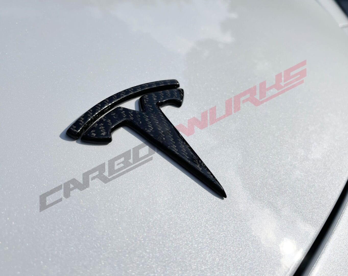 Tesla Model 3 Badge Set Gloss01