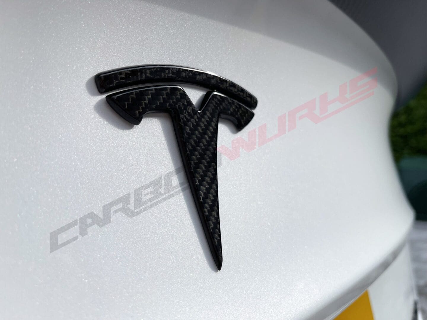 Tesla Model 3 Badge Set Gloss04