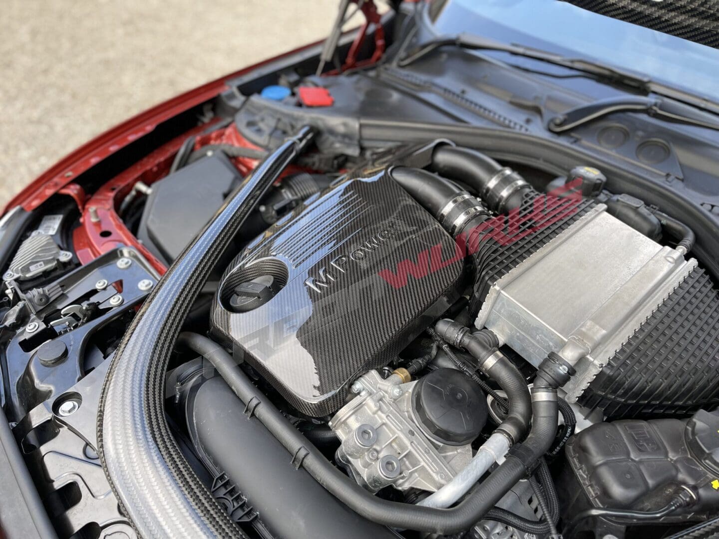 WM BMW M2:3:4 Carbon Engine Cover06
