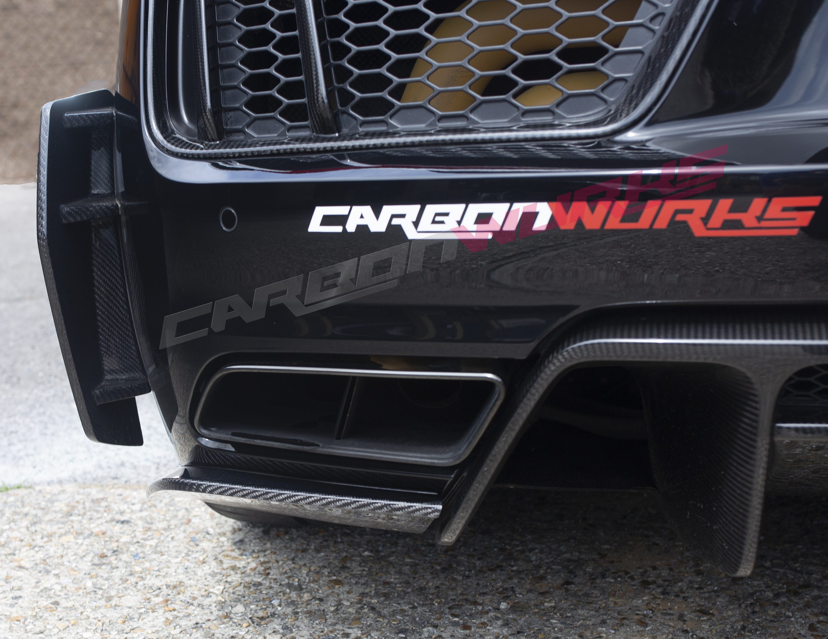 Audi R8 Carbon Fibre Rear Bumper Splitter05