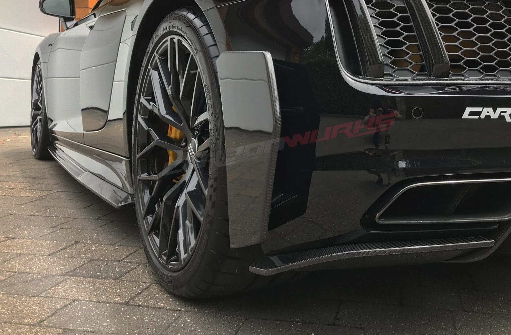 Audi R8 carbon fibre rear side canards21
