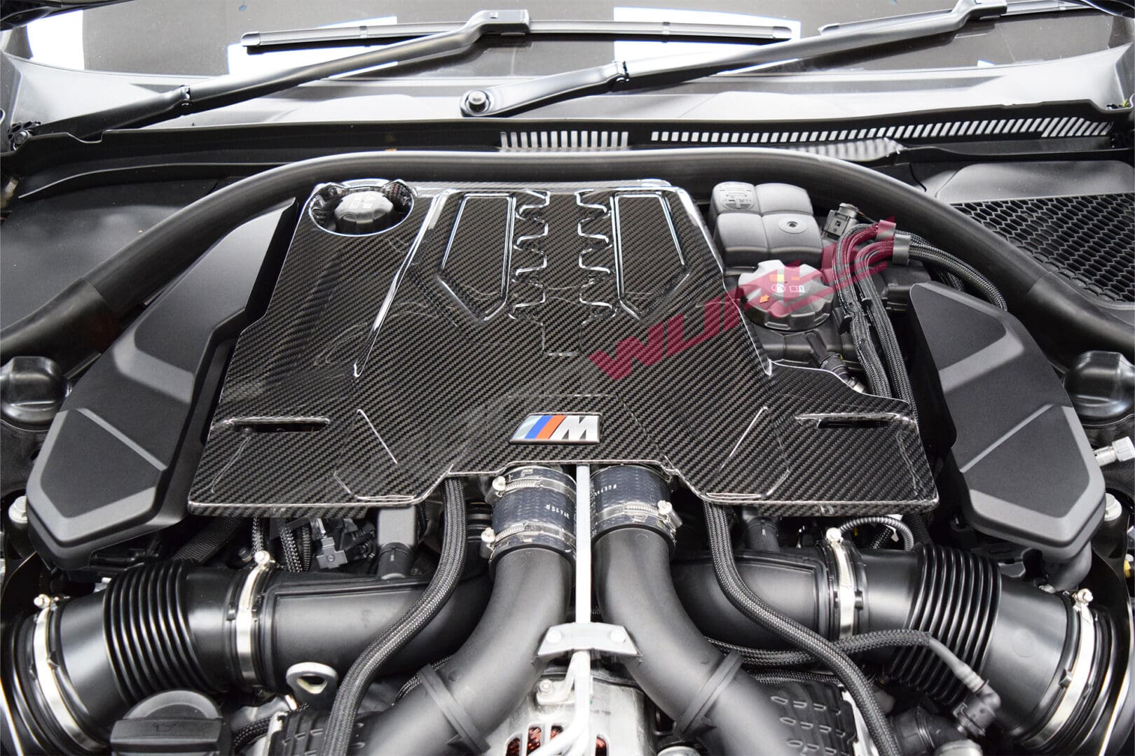 BMW M5 M8 Carbon Engine Cover