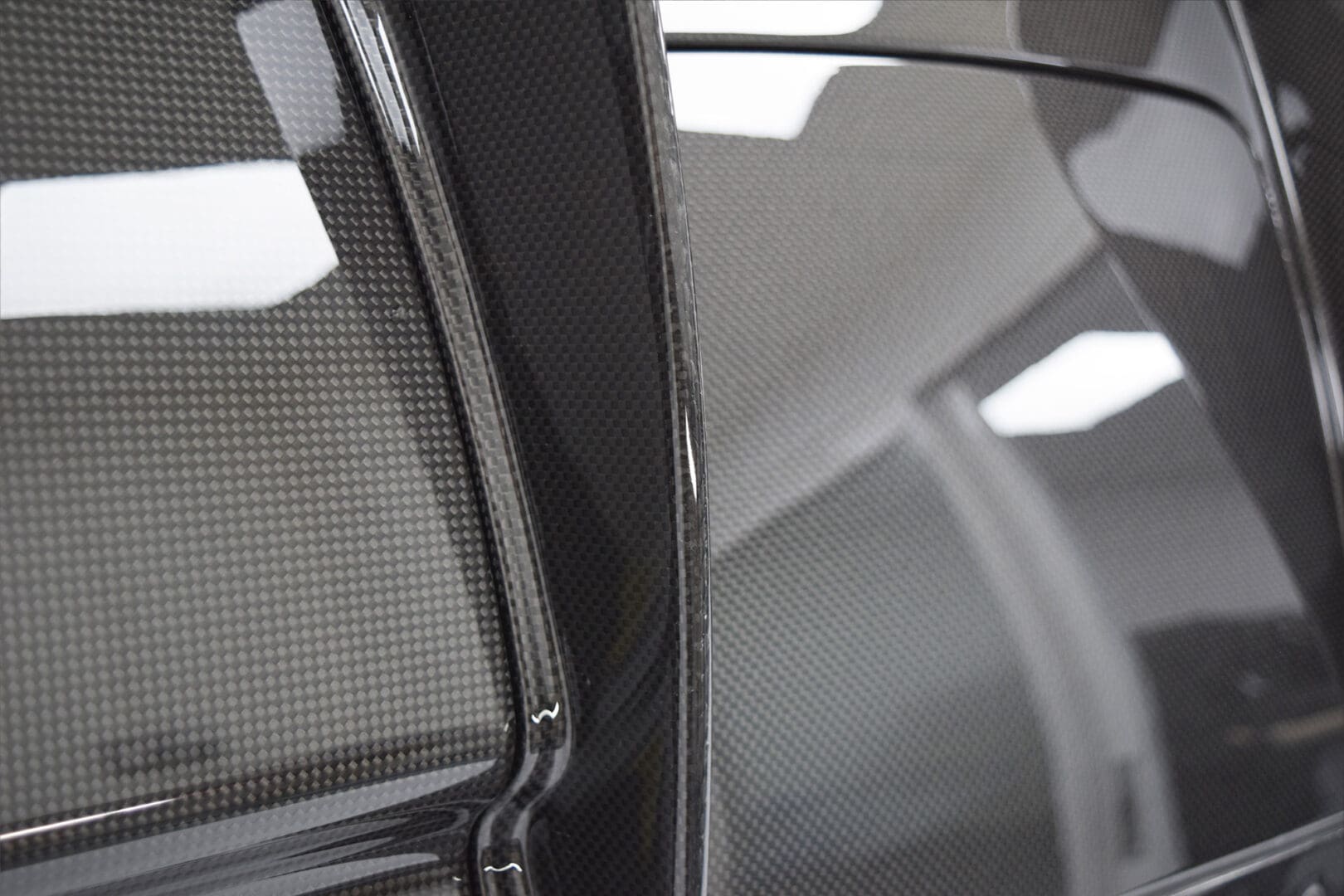 Ferrari F8 Tributo Diffuser Carbon Fibre Repair