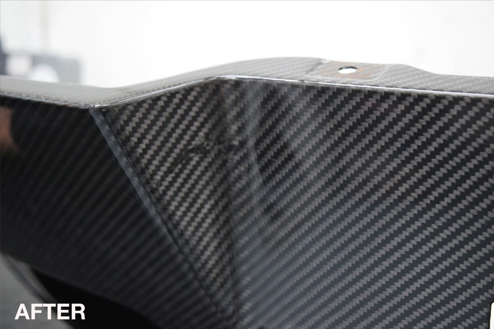 Aston Martin Vantage s V12 Carbon Fibre Diffuser Repair