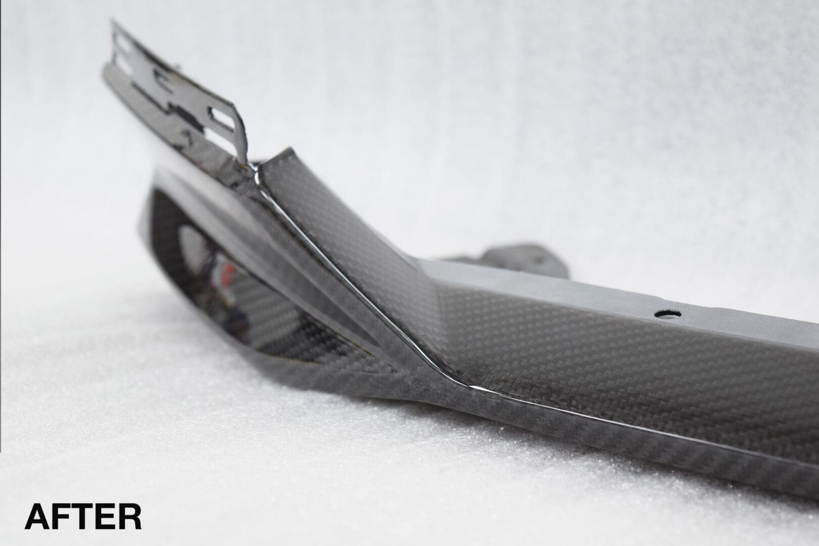 Lamborghini Urus Front Bumper Splitter Carbon Fibre Repair