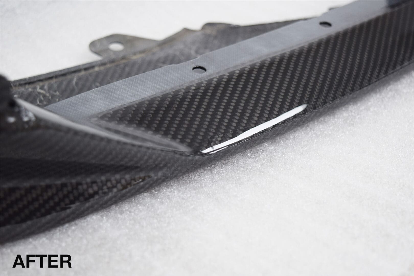 Lamborghini Urus Front Bumper Splitter Carbon Fibre Repair