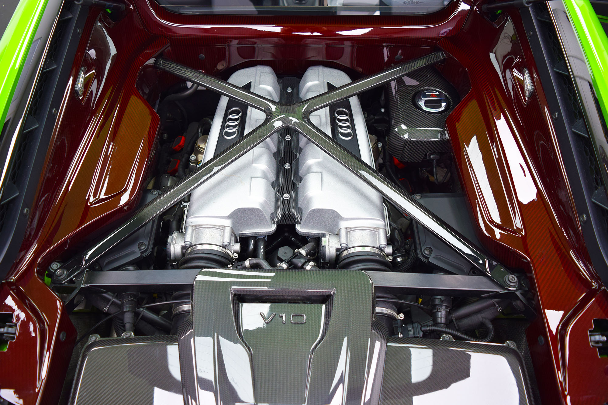 Custom Coloured Carbon Fibre Finish For Audi R8 Engine Bay
