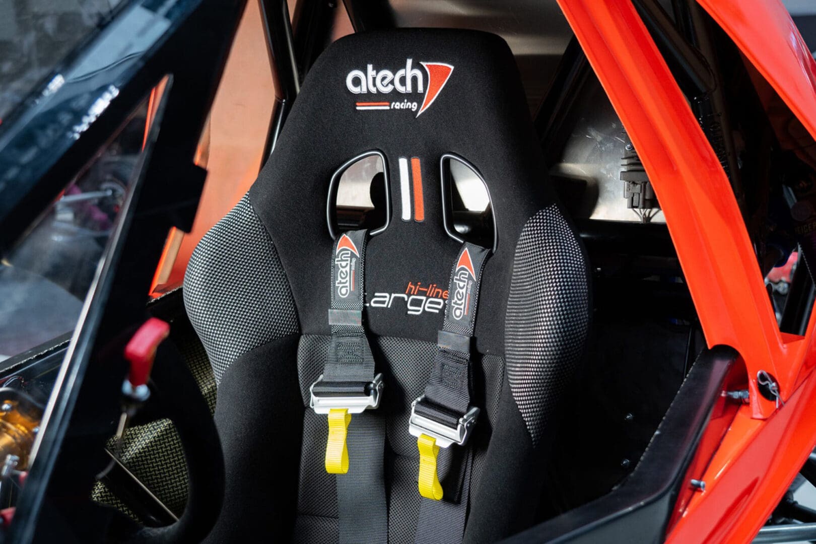 Carbonwurks Track Car Build - Harness