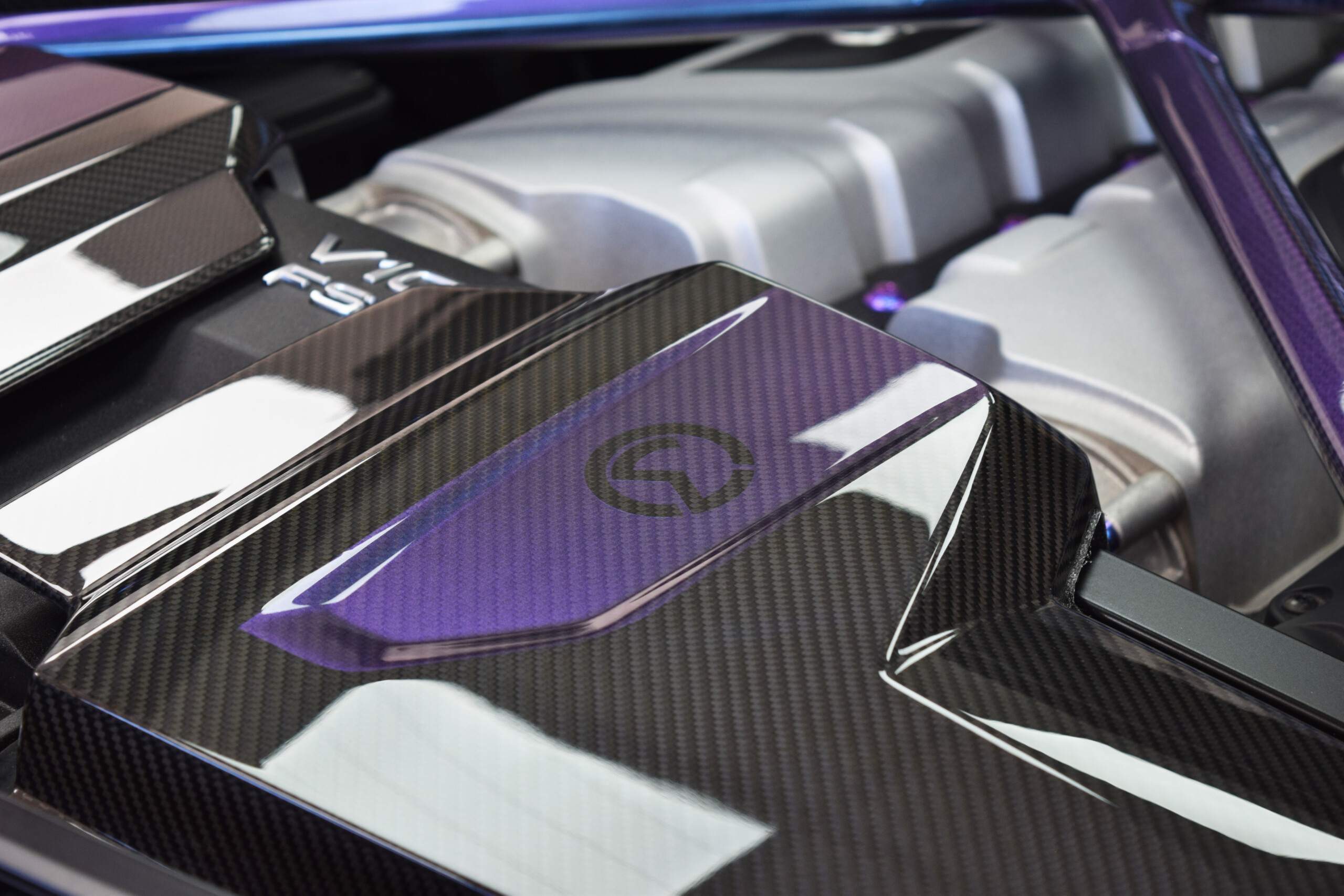 Custom Audi R8 Carbon Fibre Engine Bay